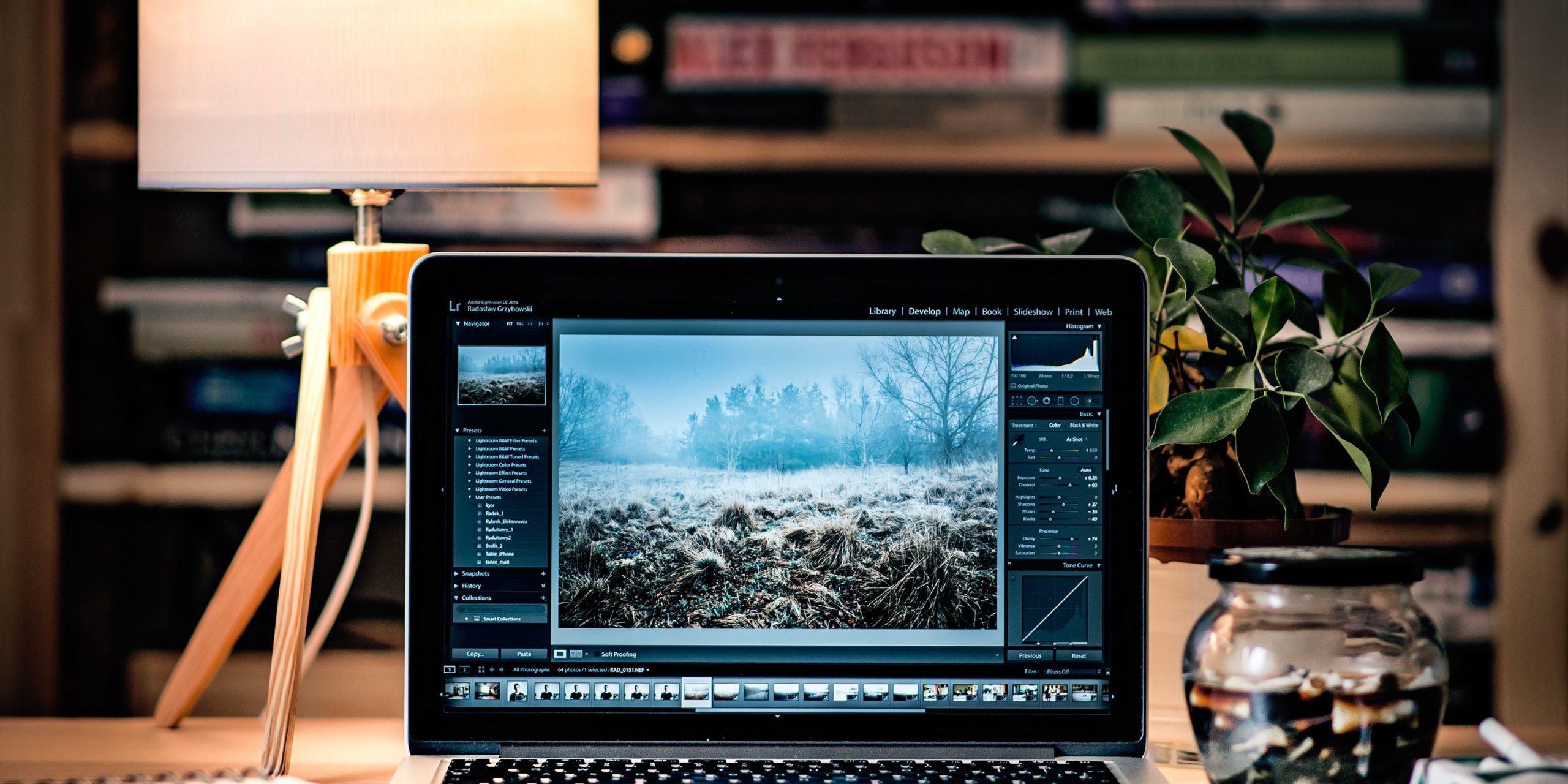 radek-grzybowski-eBRTYyjwpRY-unsplash